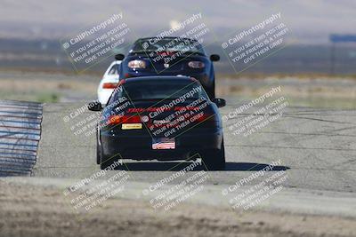 media/Oct-26-2025-CalClub SCCA (Sun) [[8ce1e69566]]/Group 2/Grapevine/